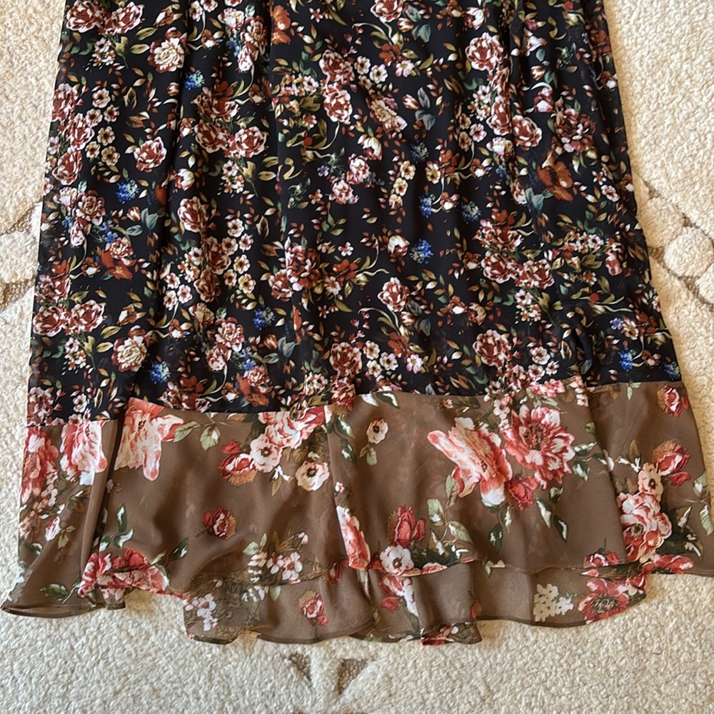 Fall floral midi dress - Picture 3 of 4